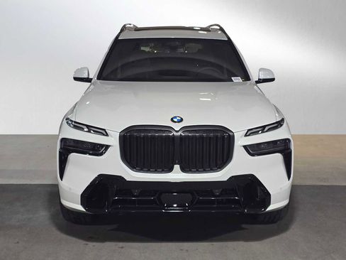 New 2026 BMW X7 xDrive40i w/ Executive Package AWD/4WD image 8