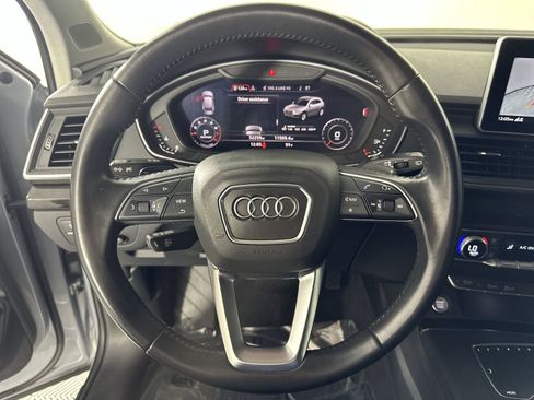 Used 2019 Audi Q5 Prestige w/ Premium Plus Package AWD/4WD image 14