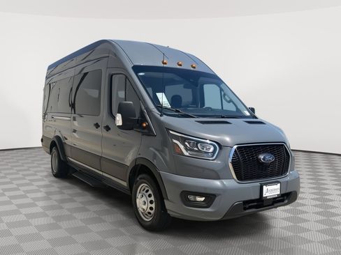 Used 2023 Ford Transit 350 XLT AWD/4WD image 3