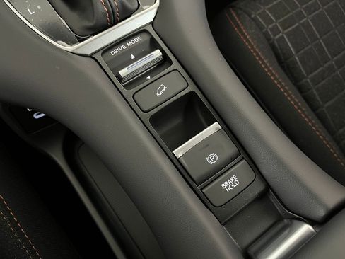 New 2026 Honda HR-V Sport image 17