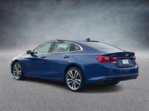 Used 2023 Chevrolet Malibu LT image 4