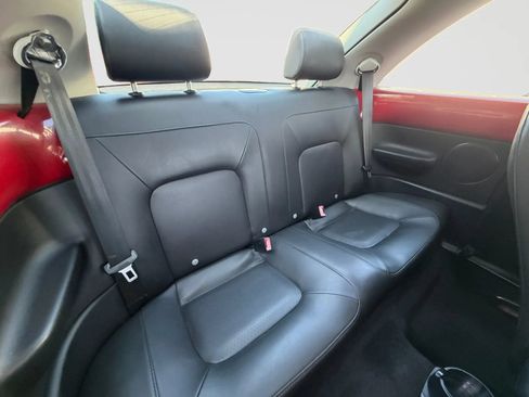 Used 2009 Volkswagen Beetle Coupe FWD image 16