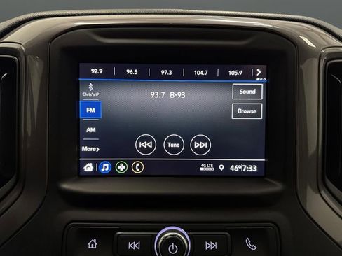 Used 2023 Chevrolet Silverado 2500 Custom w/ Custom Value Package image 17