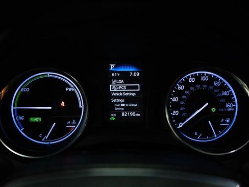 Used 2019 Toyota Camry LE FWD image 16