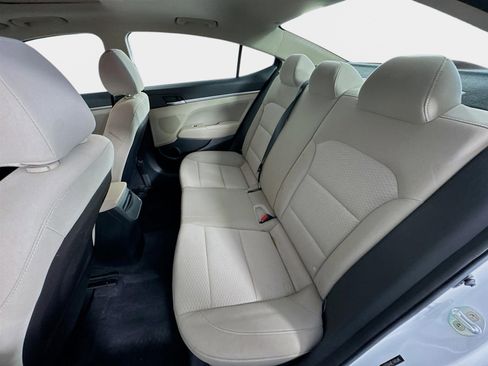 Used 2019 Hyundai Elantra Value Edition image 23