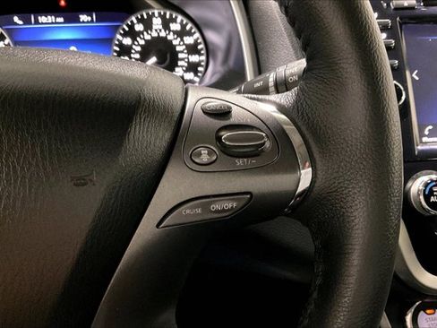 Used 2024 Nissan Murano SV AWD/4WD image 19