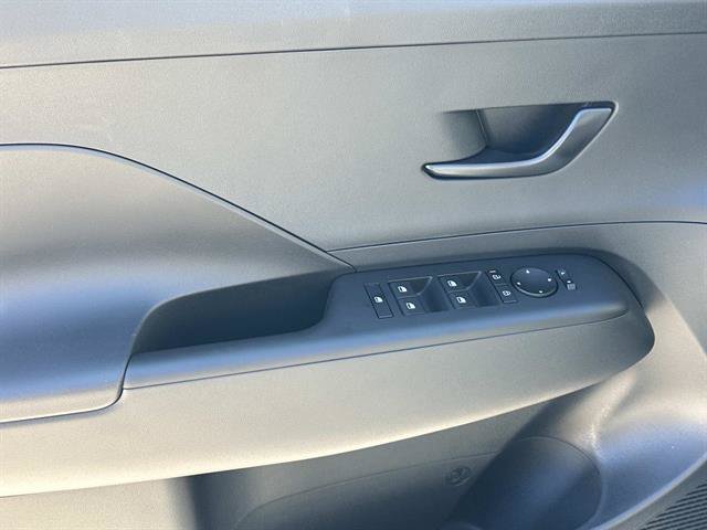 New 2027 Hyundai Kona SE FWD image 20