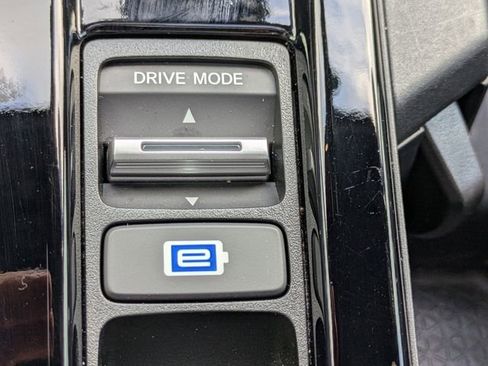 Used 2024 Honda Accord Sport image 30