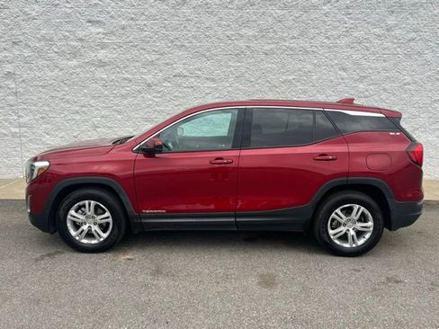 Used 2020 GMC Terrain SLE image 3
