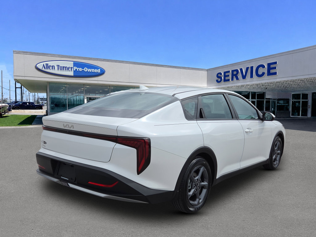 Used 2026 Kia K4 FWD image 8