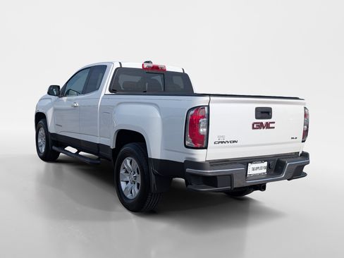 Used 2016 GMC Canyon SLE w/ SLE Convenience Package image 4