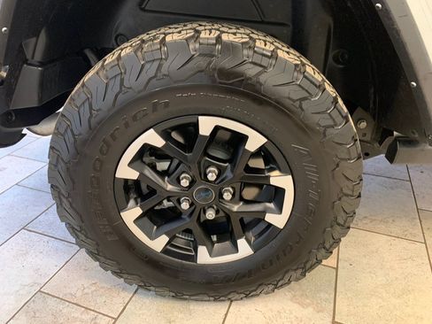 Used 2024 Jeep Wrangler Unlimited Rubicon 4xe AWD/4WD image 11
