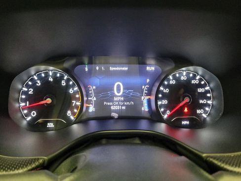 Used 2022 Jeep Compass Trailhawk w/ Trailhawk Convenience Group AWD/4WD image 23