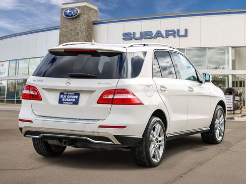 Used 2014 Mercedes-Benz ML 350 BlueTEC 4MATIC image 4