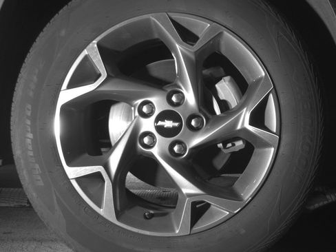 Used 2025 Chevrolet Trax LT w/ LT Convenience Package FWD image 13