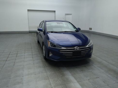 Used 2020 Hyundai Elantra SE FWD image 13