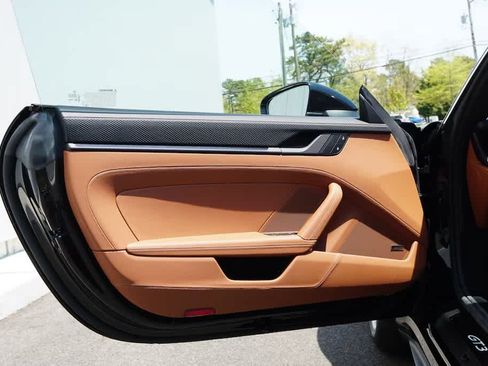 Used 2025 Porsche 911 GT3 RWD image 46