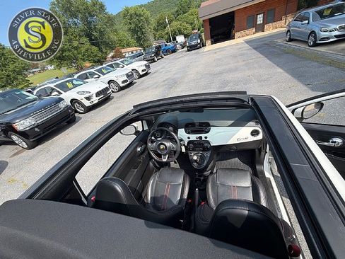 Used 2013 FIAT 500 Abarth w/ Beats Audio Pkg FWD image 28