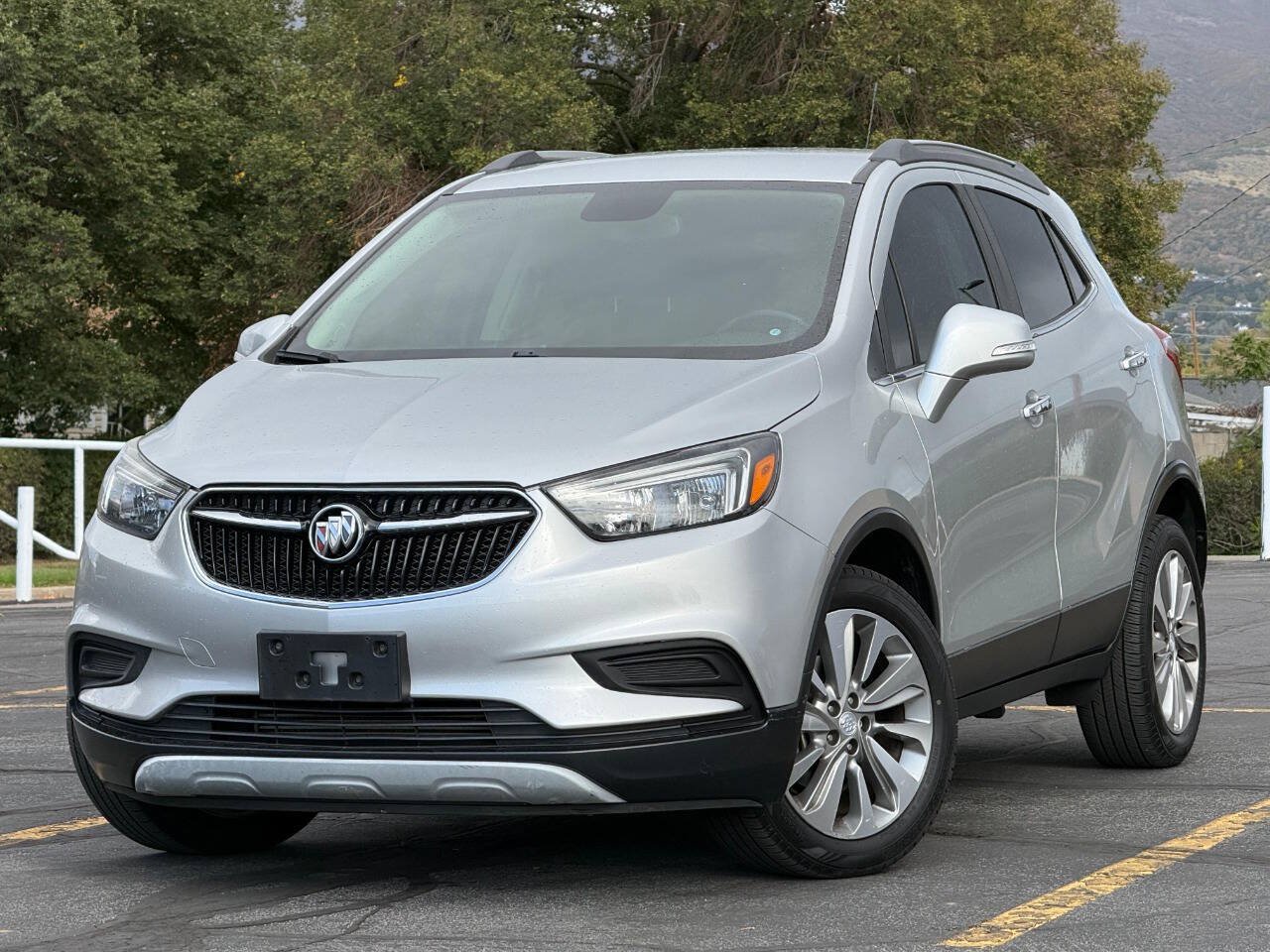 Used 2017 Buick Encore Preferred AWD/4WD image 1