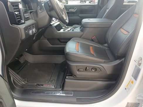 Used 2024 GMC Sierra 2500 AT4 w/ AT4 Premium Plus Package image 39
