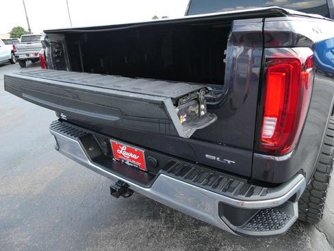 Used 2025 GMC Sierra 1500 SLT w/ SLT Convenience Package AWD/4WD image 17