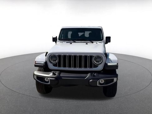 Used 2025 Jeep Wrangler Unlimited Sahara AWD/4WD image 4