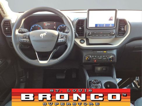 Used 2024 Ford Bronco Sport Heritage w/ Heritage Convenience Package image 4