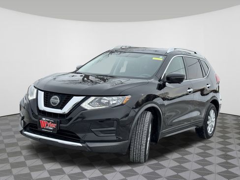 Used 2018 Nissan Rogue SV w/ Premium Package image 15