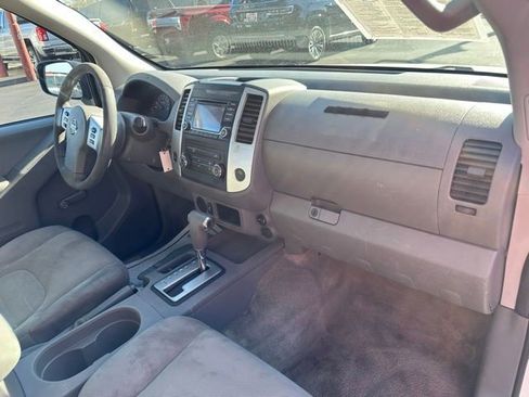 Used 2018 Nissan Frontier S image 20