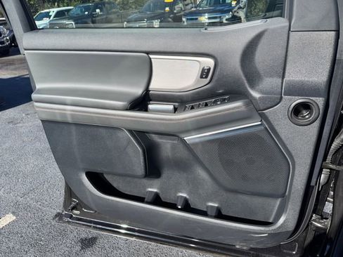 Used 2025 Ford Expedition Max Active image 27