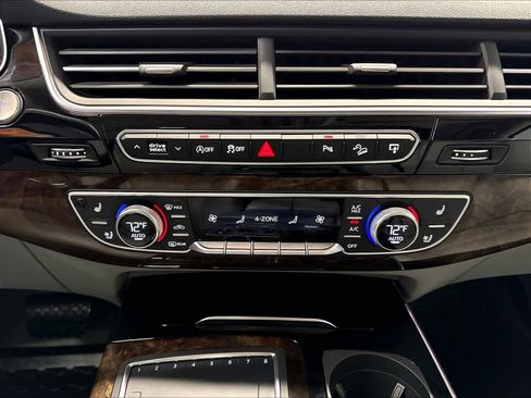 Used 2017 Audi Q7 3.0T Prestige AWD/4WD image 32