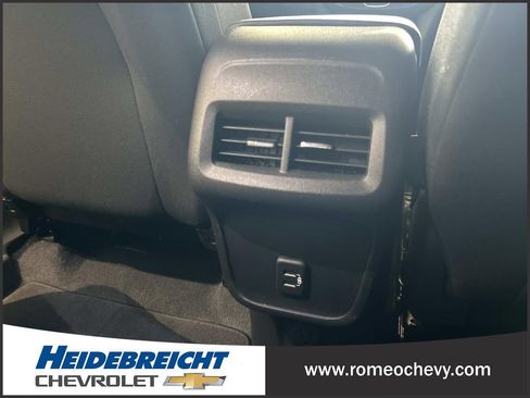 Certified 2024 Chevrolet Equinox LT image 17