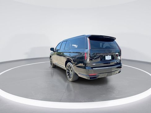Used 2022 Cadillac Escalade ESV Sport Platinum AWD/4WD image 6