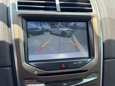 Used 2014 Lincoln MKX FWD w/ Equipment Group 102A image 25