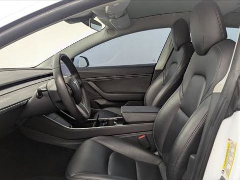Used 2019 Tesla Model 3 Long Range RWD image 13