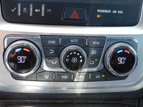 Used 2016 GMC Acadia SLT AWD/4WD image 15