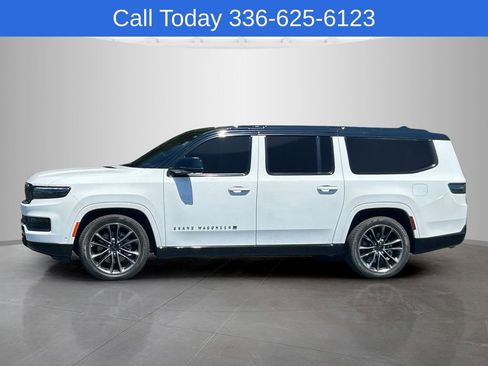 Used 2025 Jeep Grand Wagoneer L Series III w/ Rear Seat Video Group 1 AWD/4WD image 2