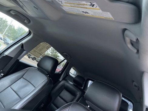 Used 2019 GMC Terrain SLT image 28