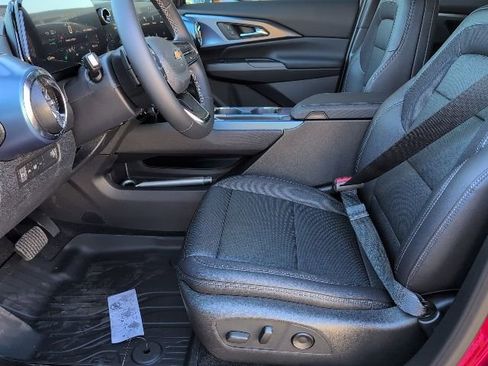 New 2026 Chevrolet Equinox EV LT AWD/4WD image 12