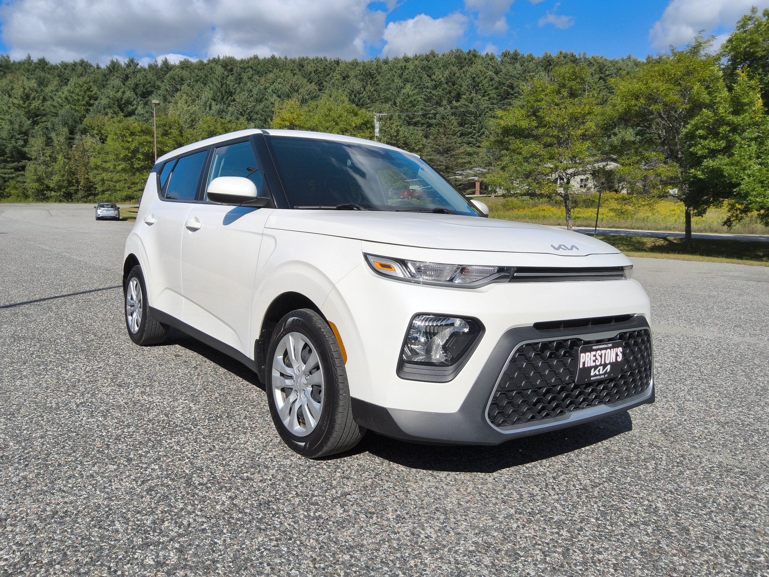 Used 2022 Kia Soul LX FWD image 1