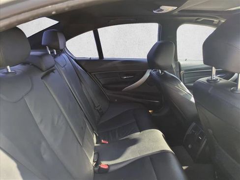 Used 2018 BMW 320i Sedan image 20