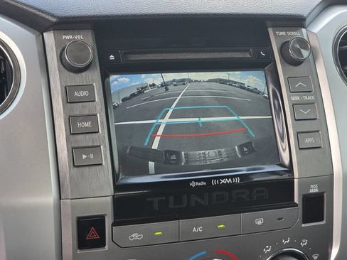 Used 2019 Toyota Tundra SR5 w/ Convenience Package AWD/4WD image 10