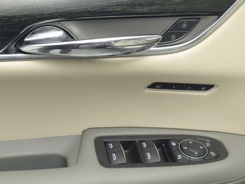 Used 2021 Cadillac XT6 Premium Luxury image 29