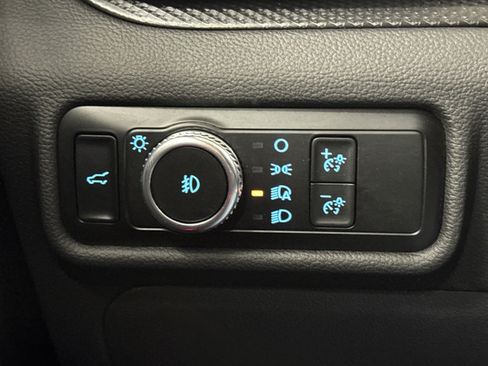Used 2023 Ford Explorer ST-Line AWD/4WD image 25