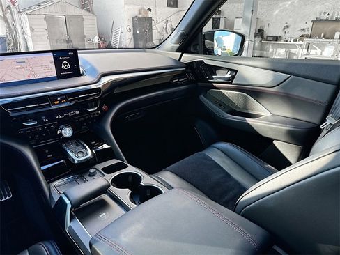 Used 2022 Acura MDX A-Spec image 26