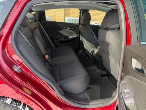 Used 2024 Chevrolet Malibu LT image 14