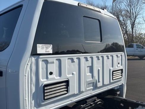 New 2026 Ford F450 XL w/ XL Chrome Package image 10