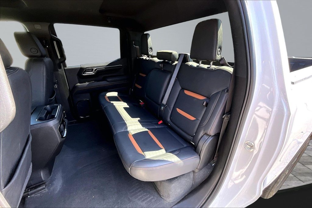 Used 2025 GMC Sierra 1500 AT4 AWD/4WD image 15