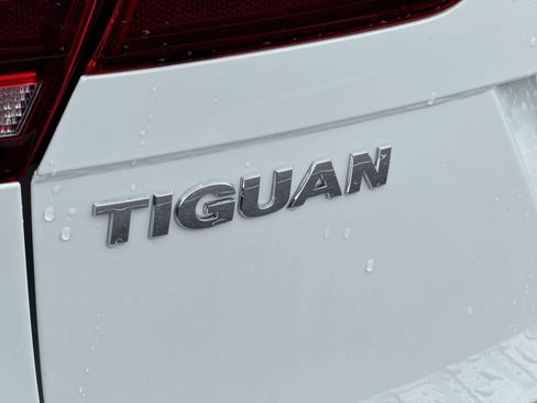 Used 2021 Volkswagen Tiguan S FWD image 19