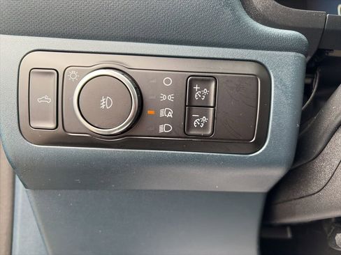 Used 2025 Ford Maverick Lobo AWD/4WD image 12